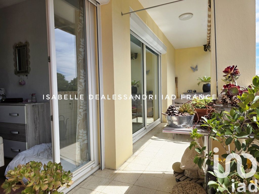 Achat appartement à vendre 3 pièces 67 m² - Sanary-sur-Mer