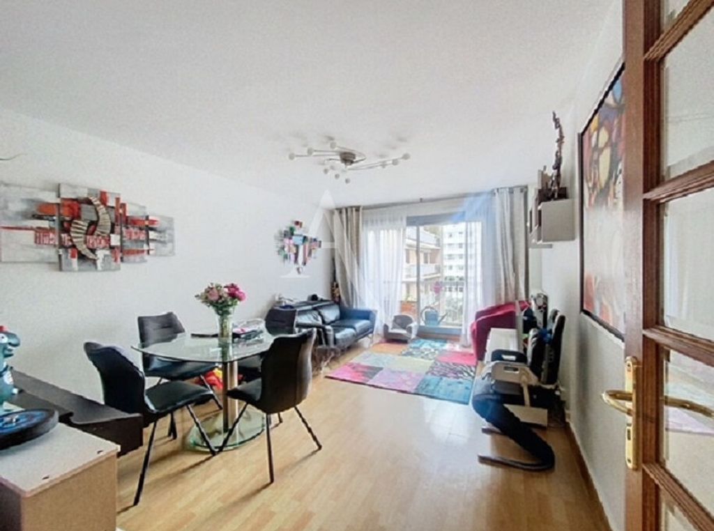 Achat appartement à vendre 3 pièces 68 m² - Paris 11ème arrondissement