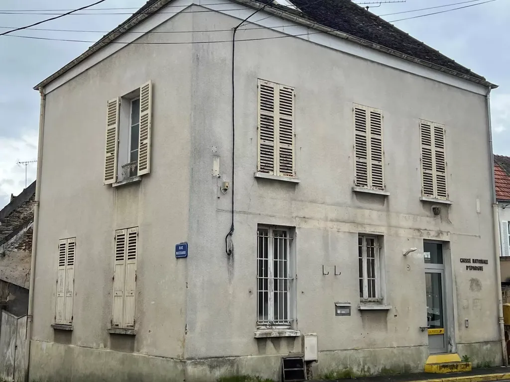 Achat appartement à vendre 5 pièces 120 m² - Fontenay-Trésigny