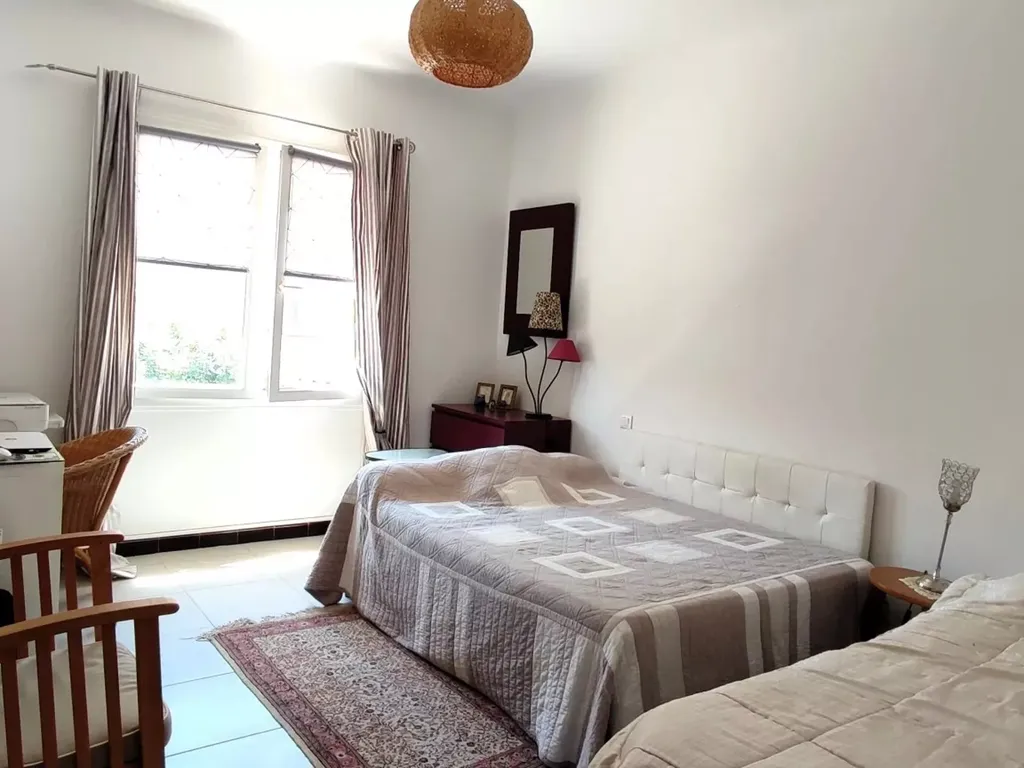 Achat appartement à vendre 3 pièces 65 m² - Le Lavandou