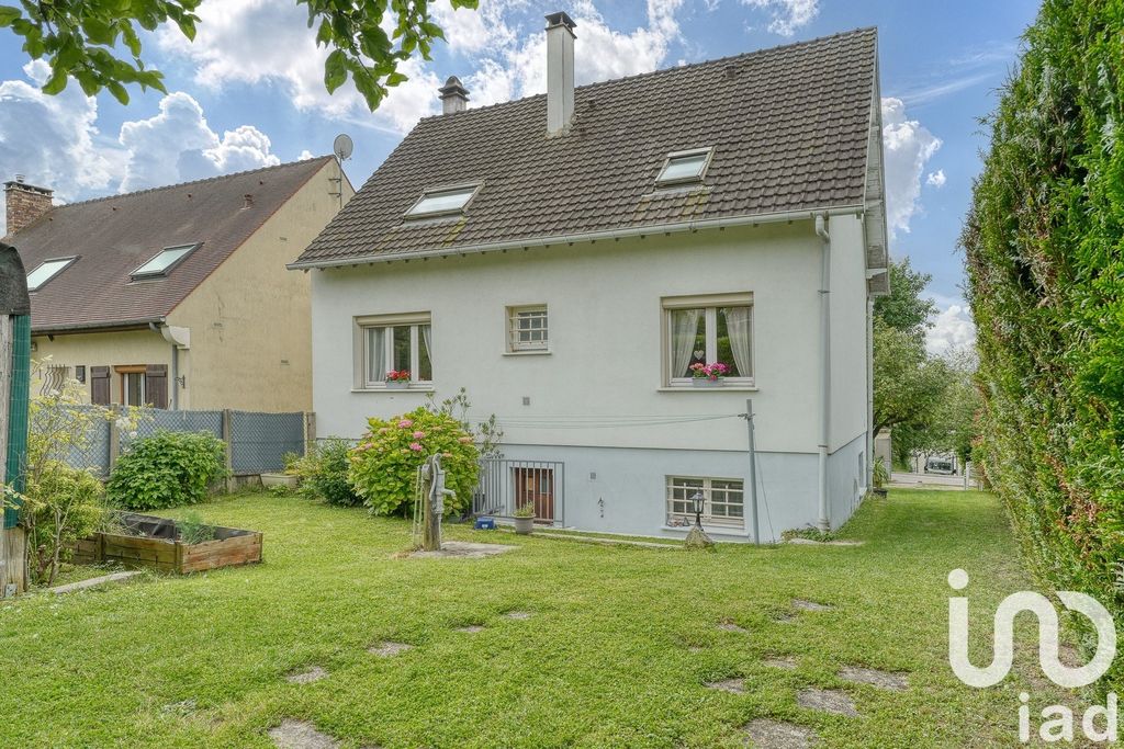 Achat maison à vendre 4 chambres 95 m² - Mézy-sur-Seine