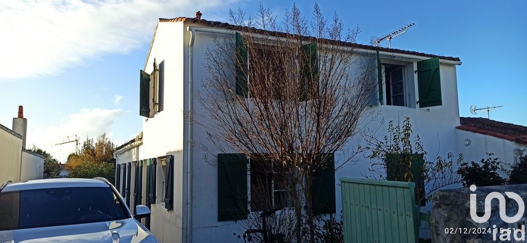 Achat maison à vendre 4 chambres 125 m² - Sainte-Marie-de-Ré