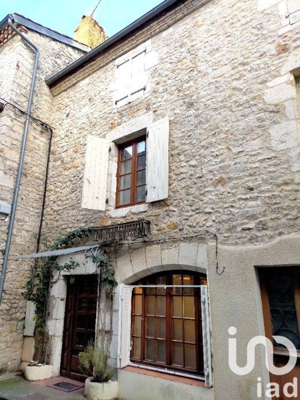 Achat maison à vendre 2 chambres 87 m² - Souillac