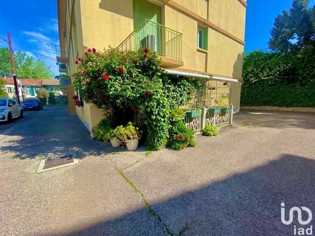 Achat appartement à vendre 4 pièces 68 m² - Avignon