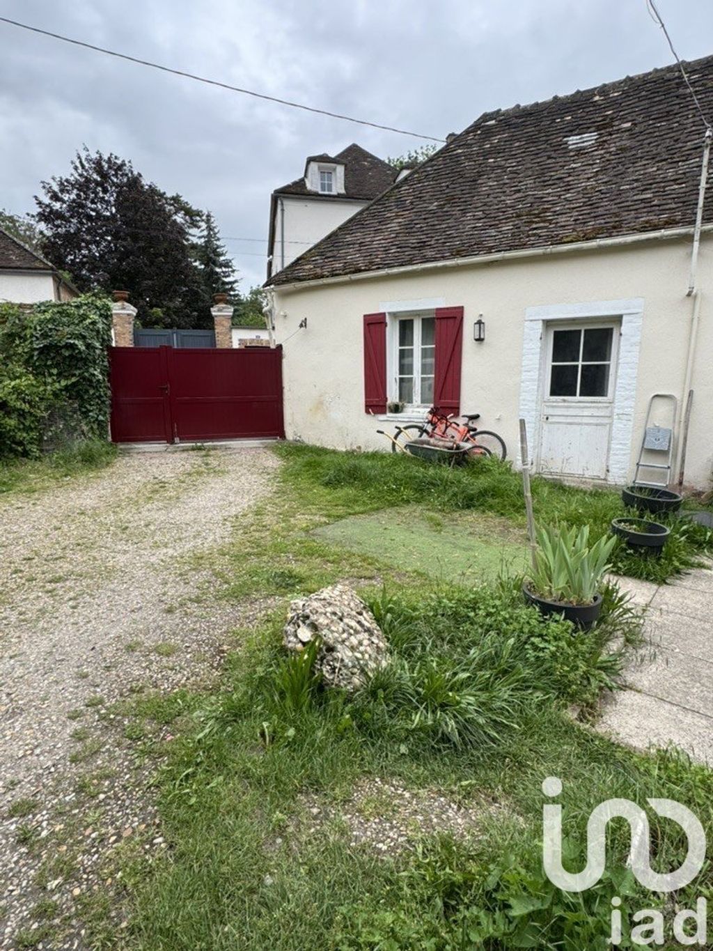 Achat maison à vendre 3 chambres 122 m² - Villeblevin