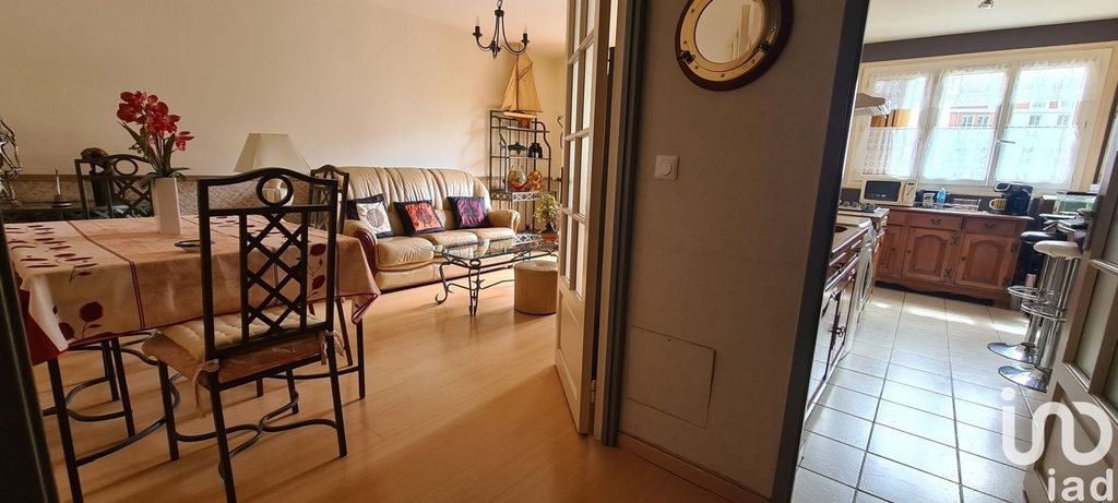 Achat appartement à vendre 3 pièces 66 m² - Chelles