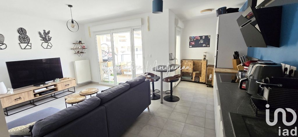 Achat appartement à vendre 3 pièces 58 m² - Toulon