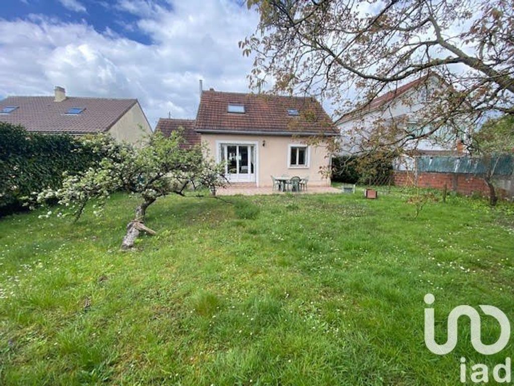 Achat maison à vendre 3 chambres 80 m² - Ozoir-la-Ferrière