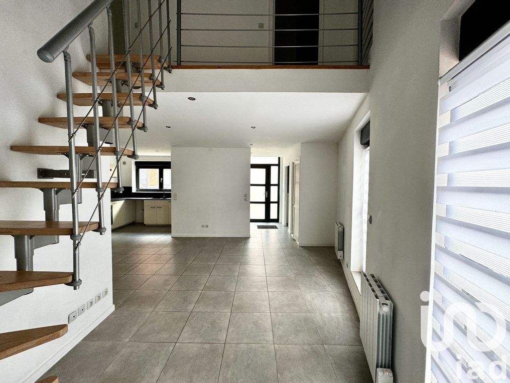 Achat loft à vendre 4 pièces 91 m² - Halluin