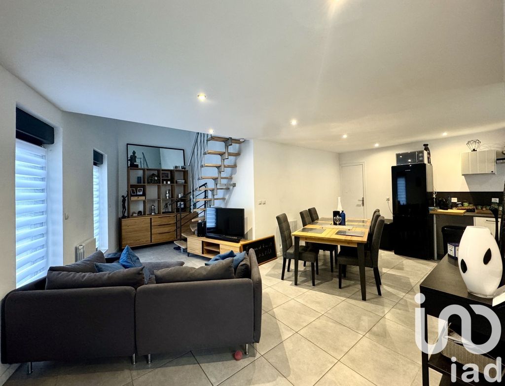 Achat loft à vendre 4 pièces 91 m² - Halluin