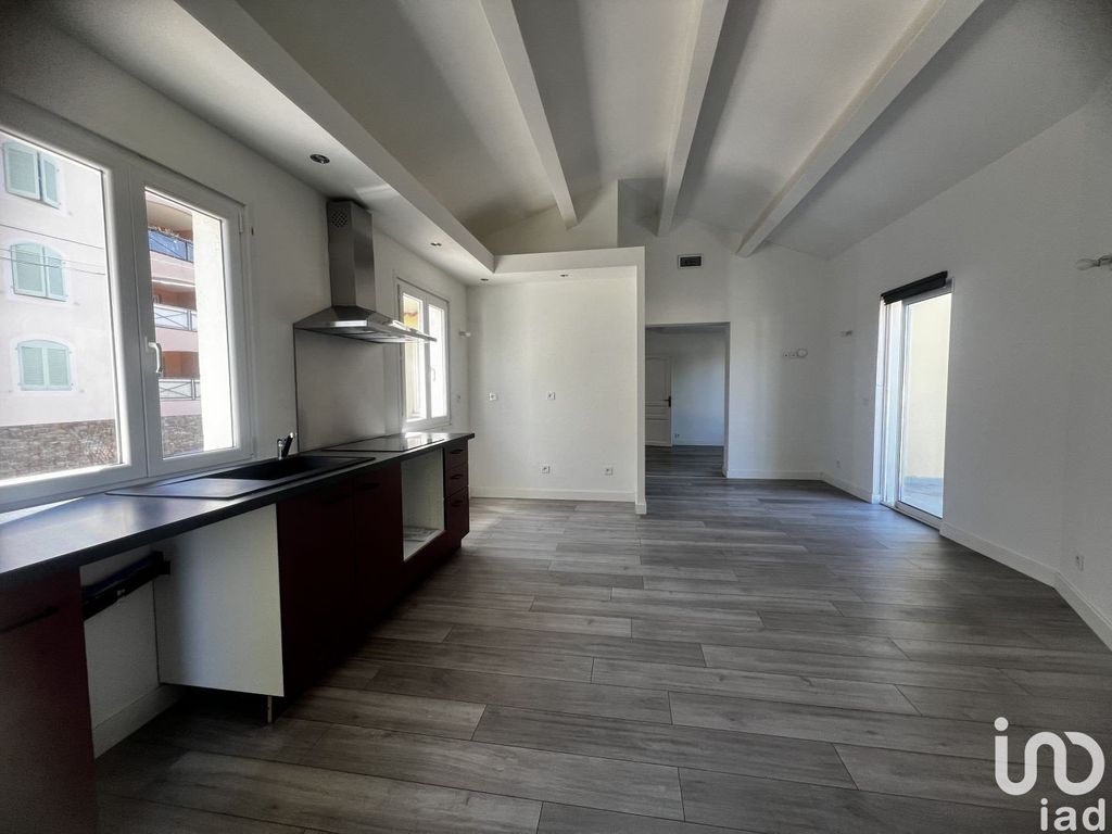 Achat appartement à vendre 4 pièces 95 m² - Bormes-les-Mimosas