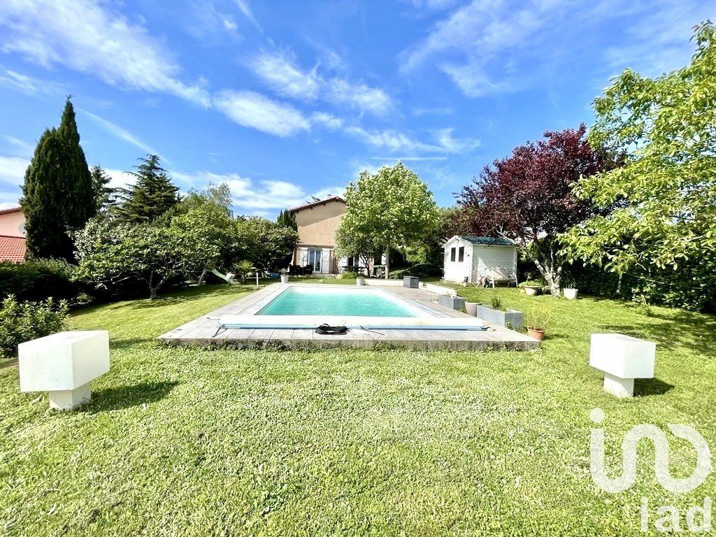 Achat maison à vendre 4 chambres 117 m² - Saint-Cyr-sur-le-Rhône