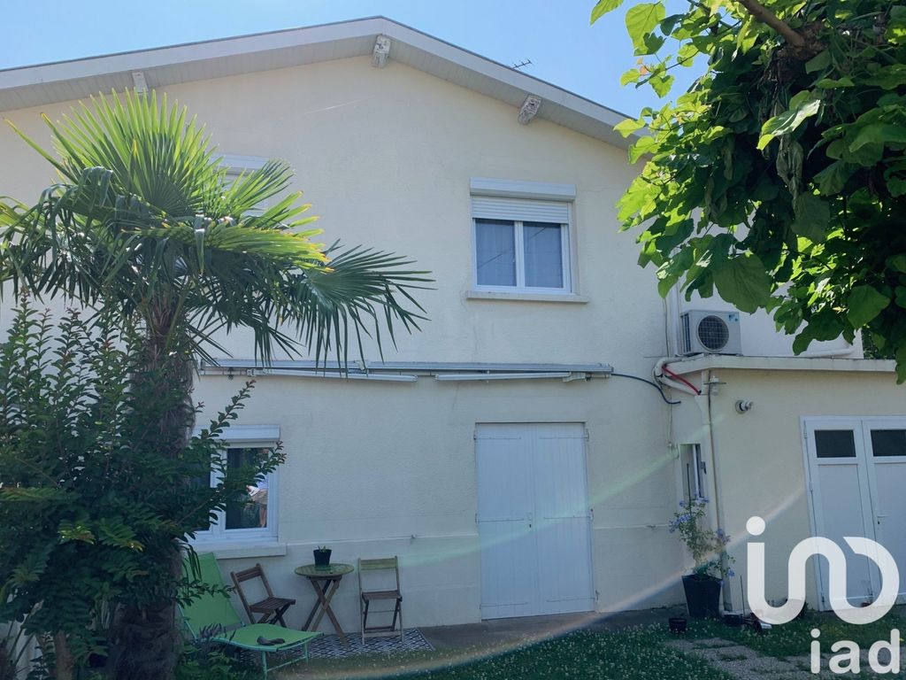 Achat maison à vendre 1 chambre 74 m² - Libourne