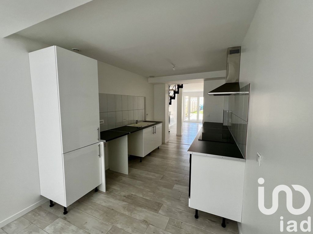 Achat maison à vendre 2 chambres 100 m² - Saujon