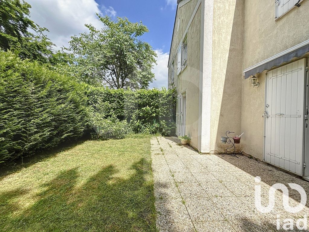 Achat maison à vendre 4 chambres 100 m² - Émerainville