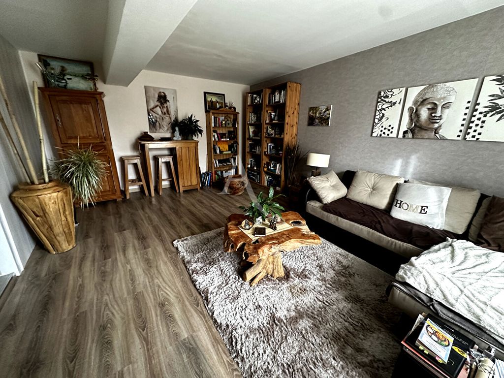 Achat maison à vendre 2 chambres 83 m² - Saintes