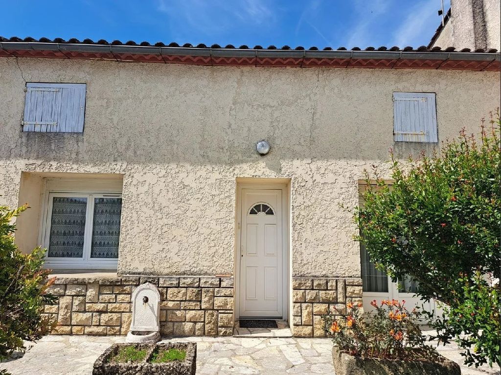 Achat maison à vendre 4 chambres 140 m² - Saint-Macaire