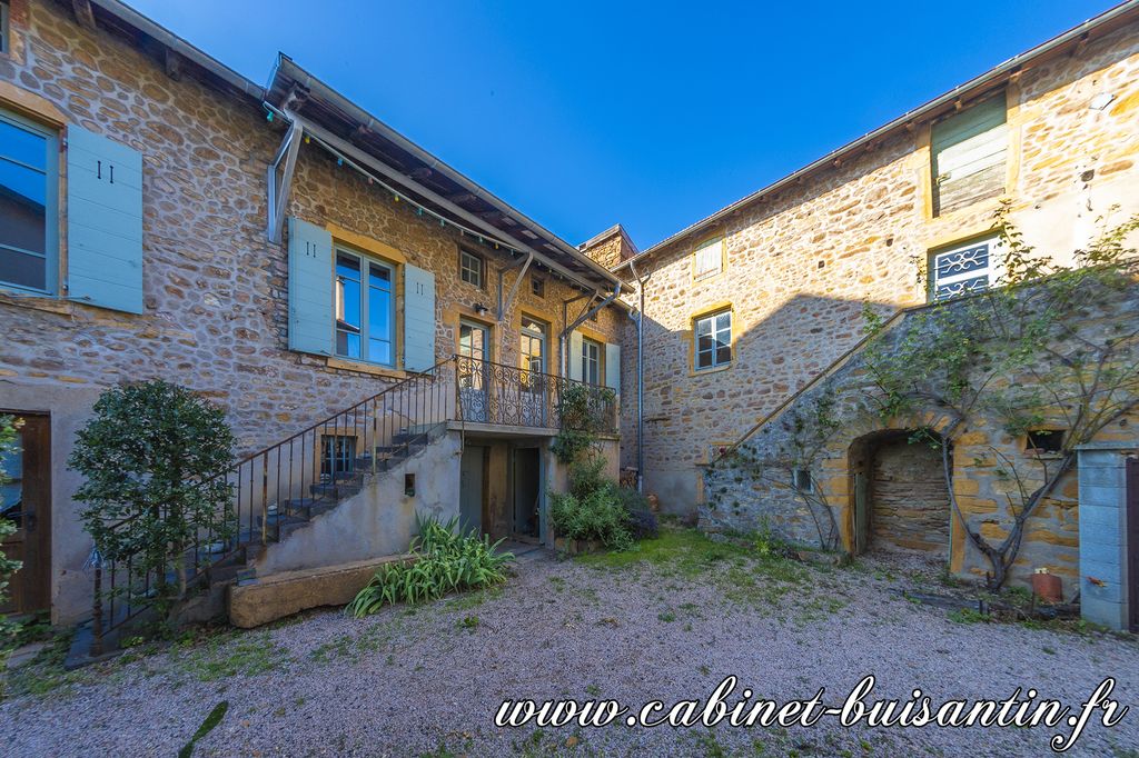 Achat maison à vendre 5 chambres 175 m² - Val d'Oingt