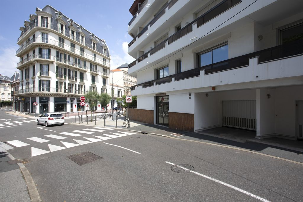 Achat appartement à vendre 2 pièces 47 m² - Biarritz