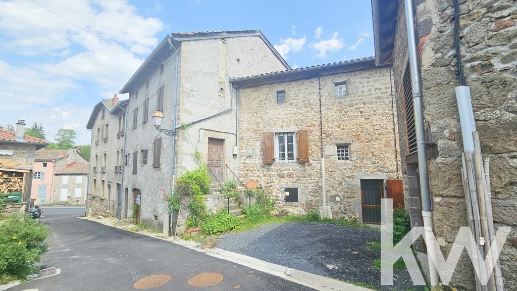 Achat maison à vendre 2 chambres 114 m² - Viverols