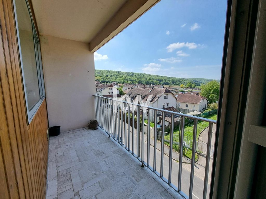 Achat appartement à vendre 4 pièces 82 m² - Saint-Pierre-lès-Elbeuf