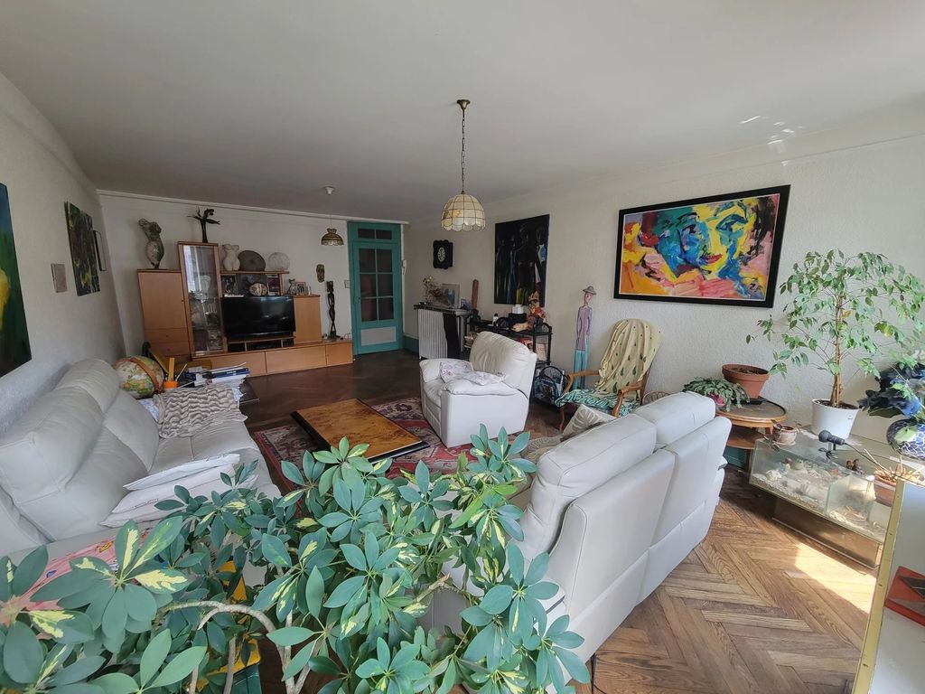 Achat maison à vendre 4 chambres 176 m² - Montbéliard