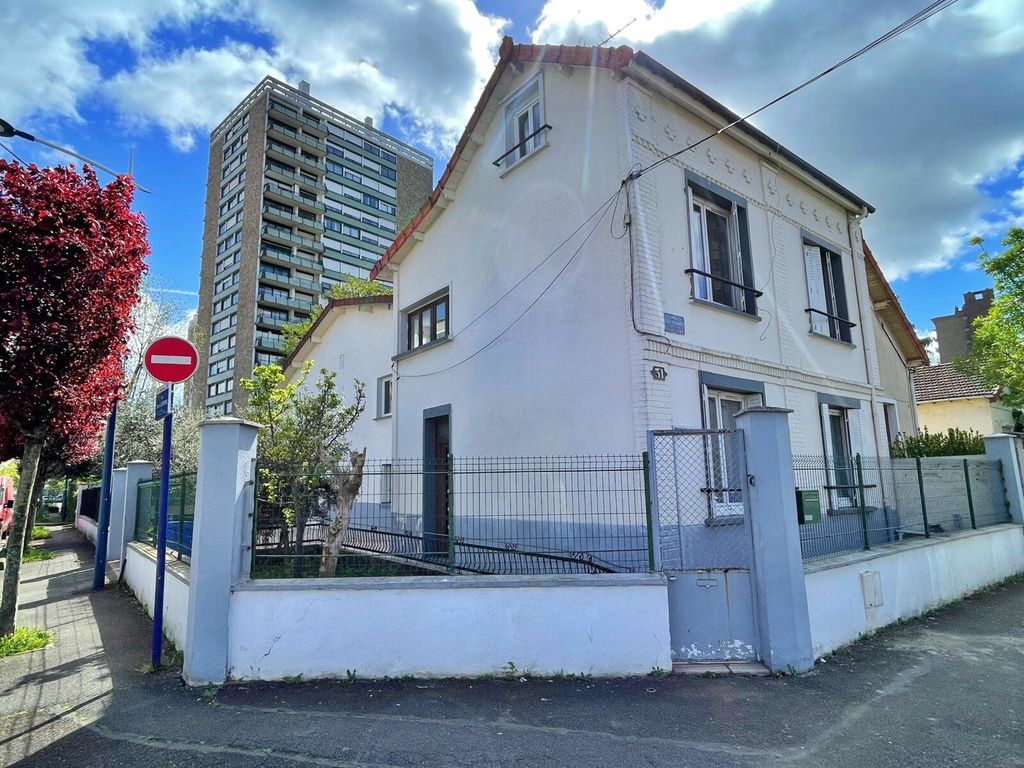 Achat maison à vendre 7 chambres 199 m² - Drancy