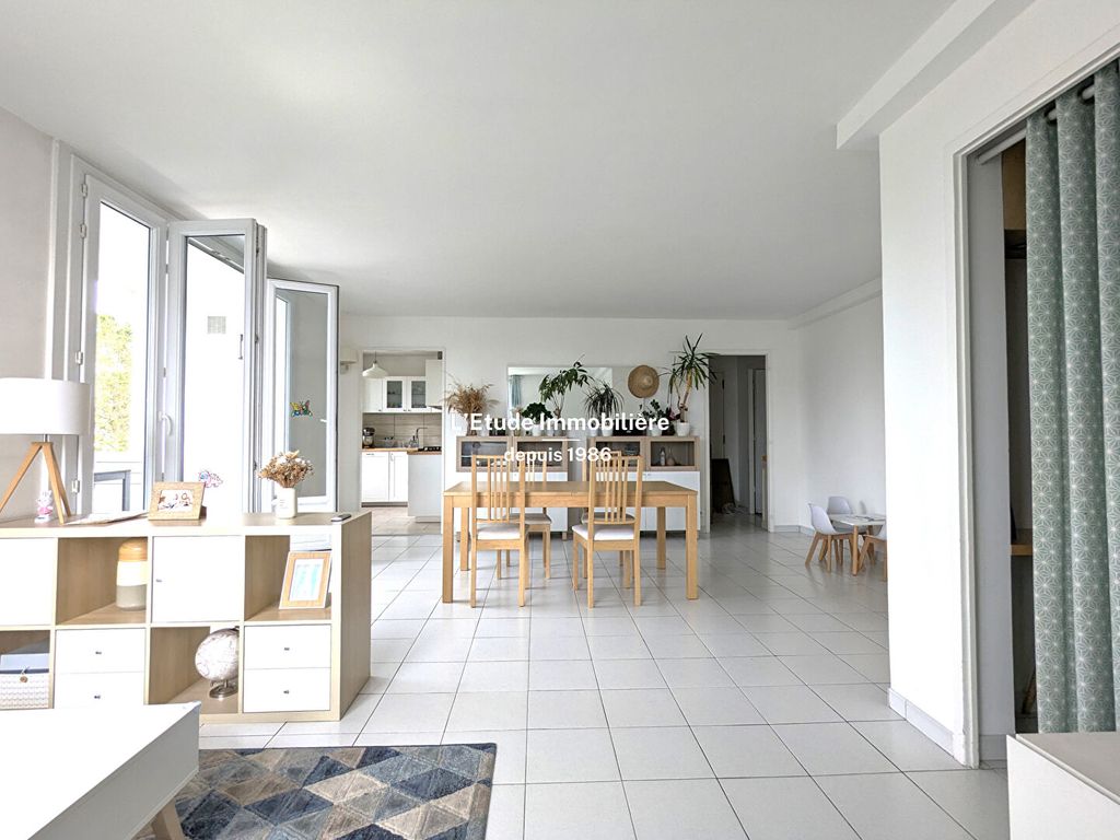 Achat appartement à vendre 5 pièces 85 m² - Caluire-et-Cuire