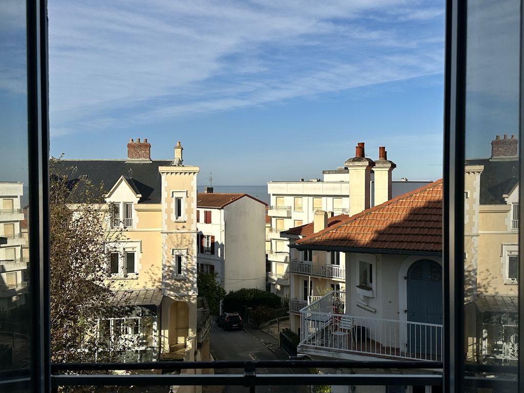 Achat appartement à vendre 3 pièces 72 m² - Biarritz