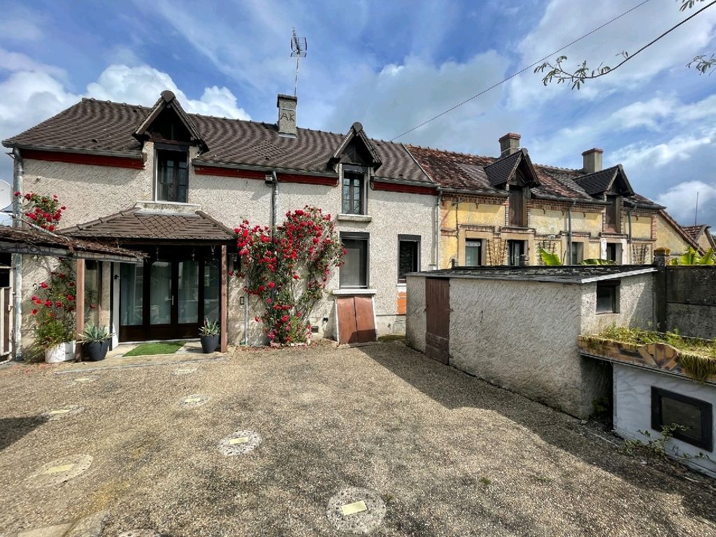 Achat maison à vendre 5 chambres 175 m² - Coulandon