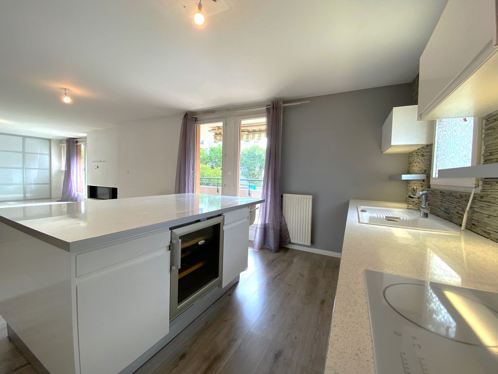 Achat appartement à vendre 3 pièces 97 m² - Annecy