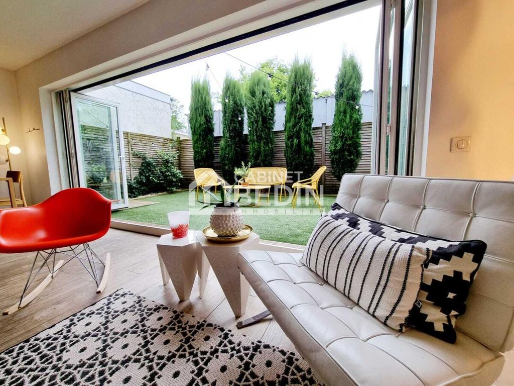 Achat maison à vendre 4 chambres 166 m² - Bordeaux