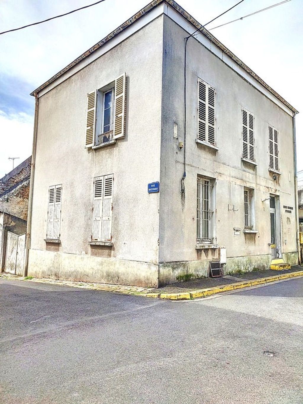 Achat appartement à vendre 7 pièces 150 m² - Chaumes-en-Brie