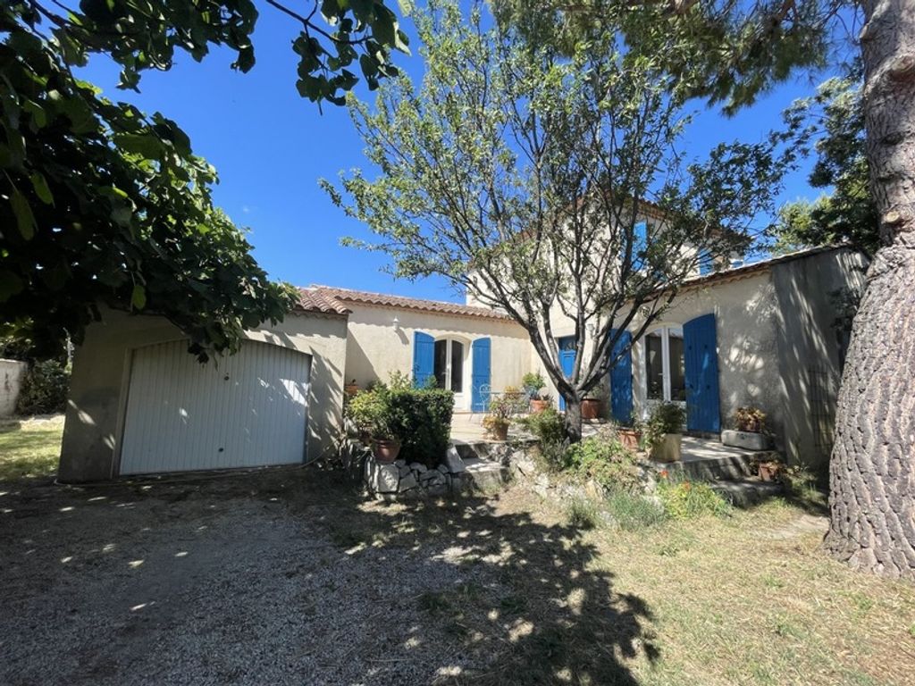 Achat maison à vendre 3 chambres 120 m² - Arles