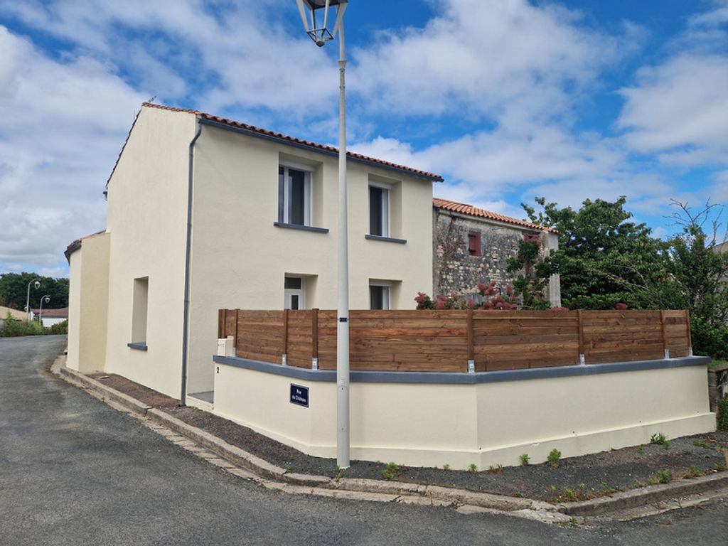 Achat maison à vendre 3 chambres 121 m² - Tonnay-Boutonne