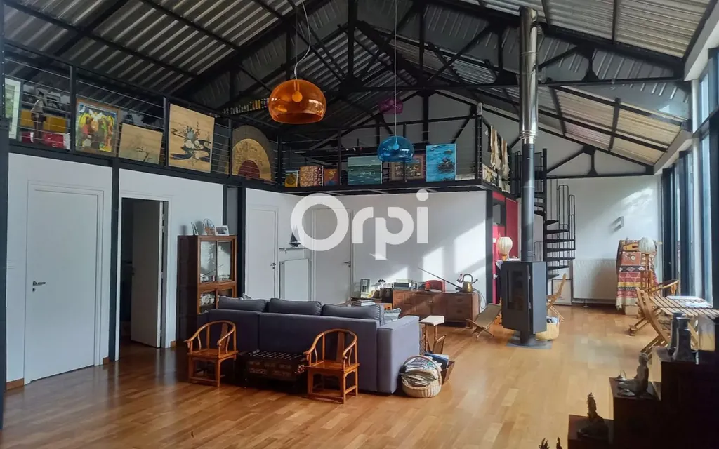 Achat loft à vendre 5 pièces 223 m² - Roubaix