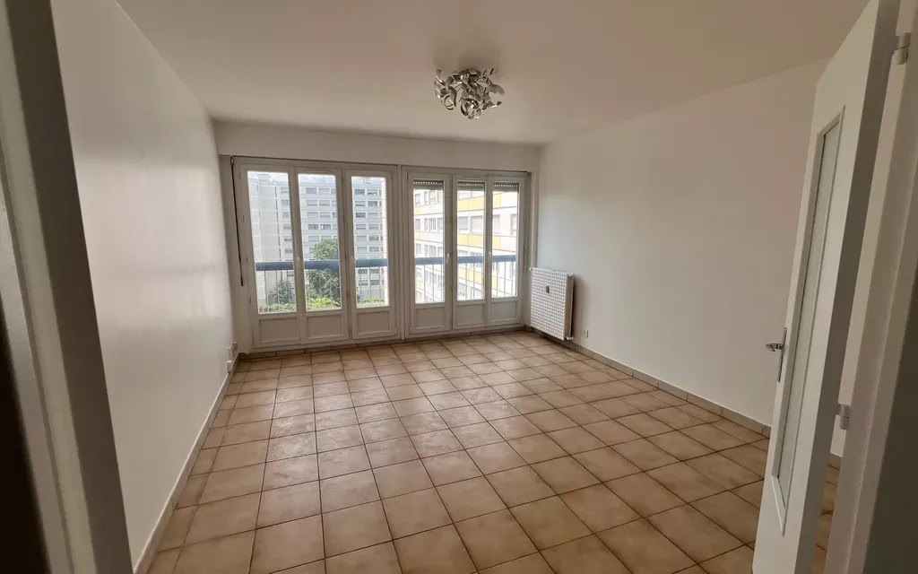 Achat appartement à vendre 3 pièces 64 m² - Lyon 7ème arrondissement