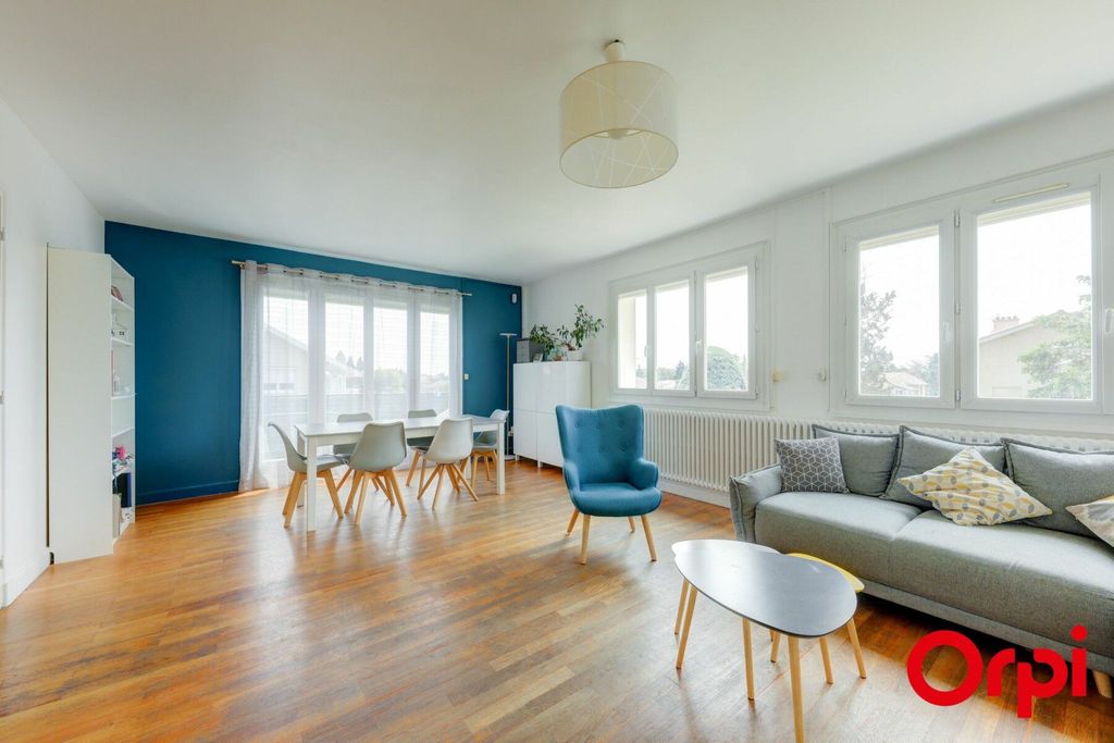 Achat maison à vendre 6 chambres 158 m² - Craponne