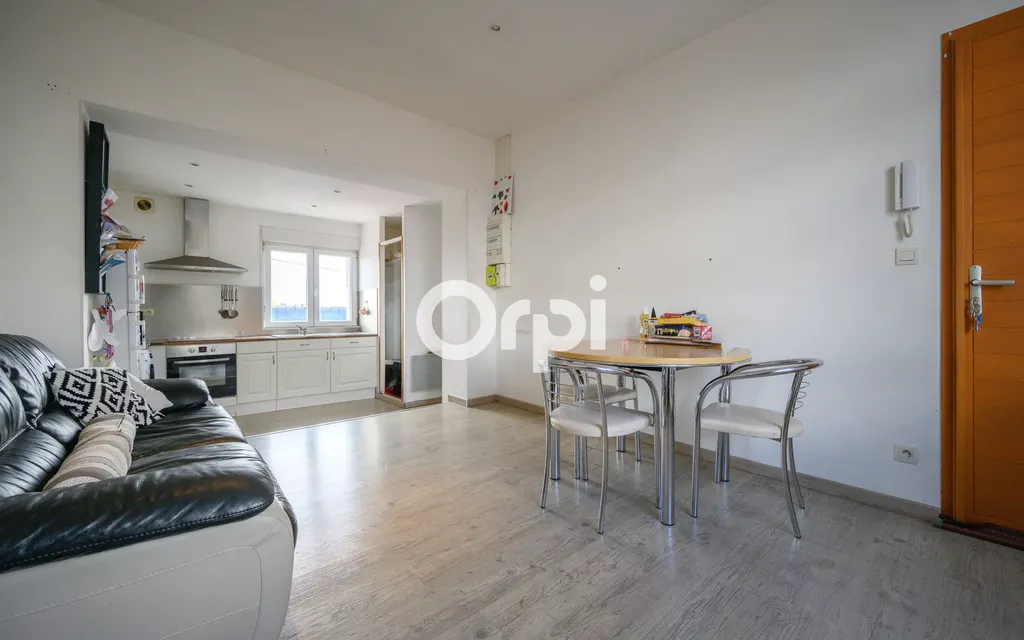 Achat appartement à vendre 4 pièces 83 m² - La Bassée