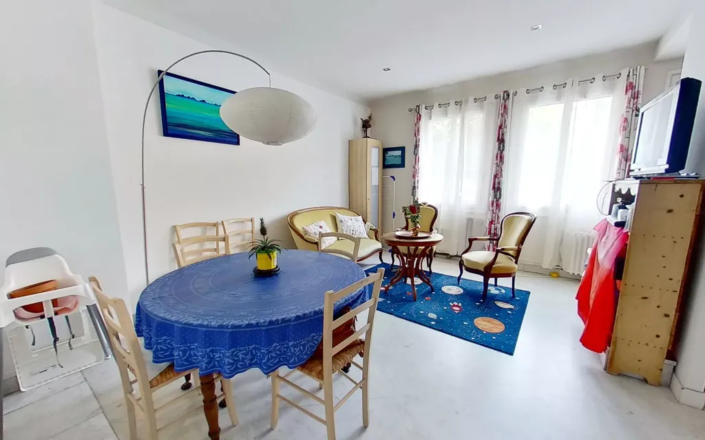 Achat appartement à vendre 4 pièces 87 m² - Lyon 6ème arrondissement