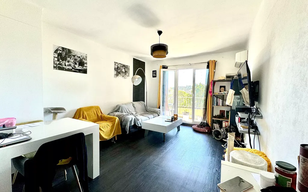 Achat appartement à vendre 3 pièces 55 m² - Toulon