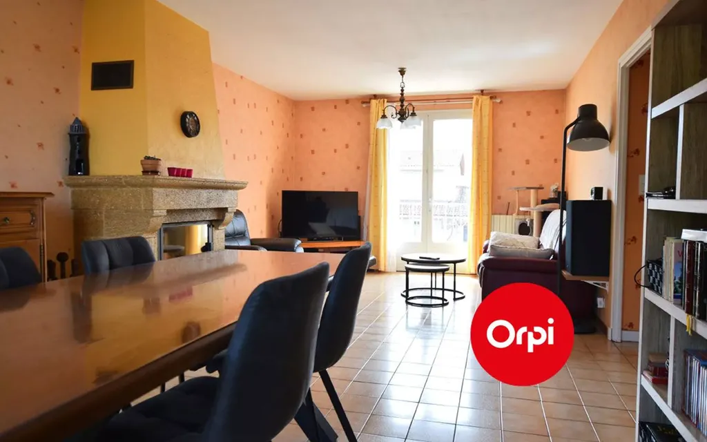 Achat maison à vendre 4 chambres 157 m² - Saint-Priest