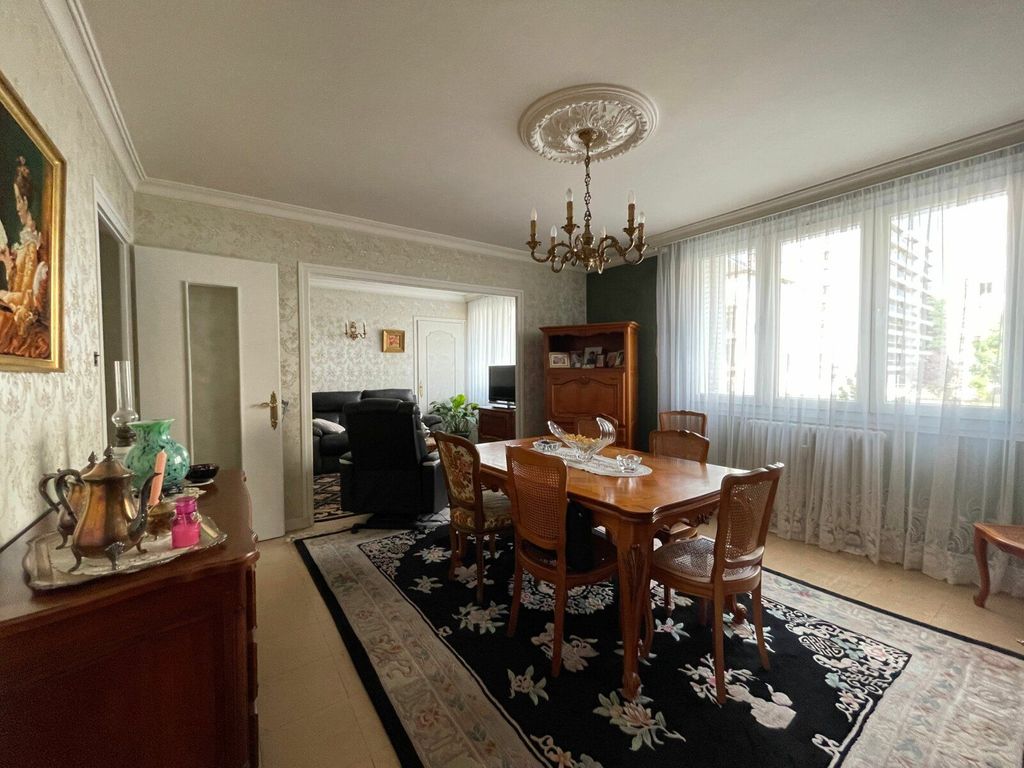 Achat appartement à vendre 4 pièces 82 m² - Chambéry