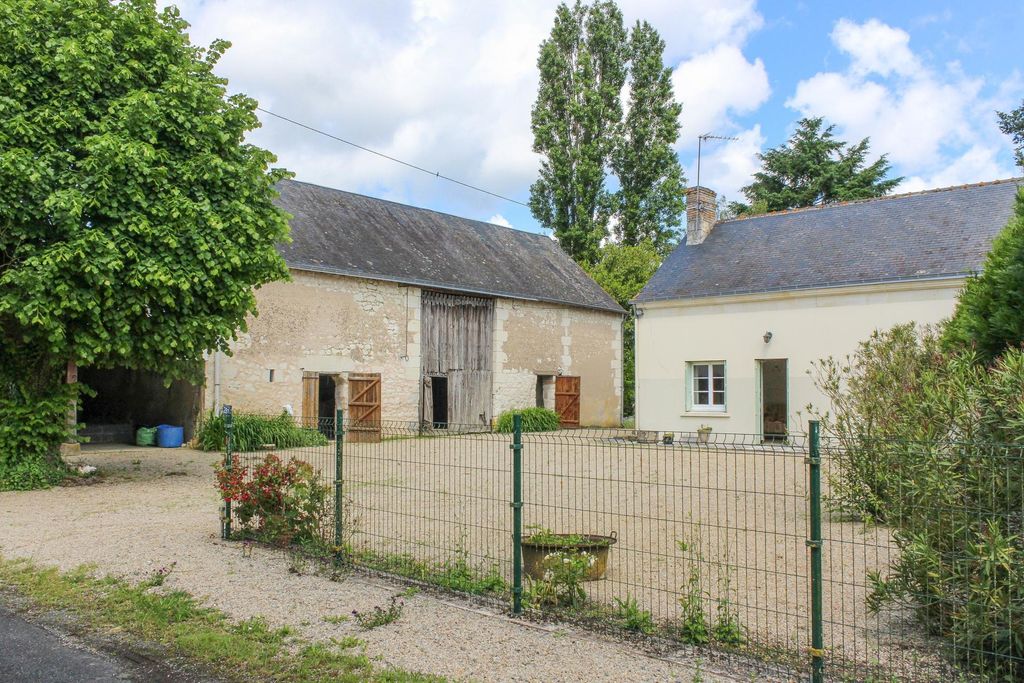 Achat maison à vendre 2 chambres 93 m² - Noyant-Villages