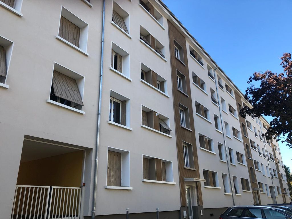 Achat appartement à vendre 5 pièces 79 m² - Villeurbanne