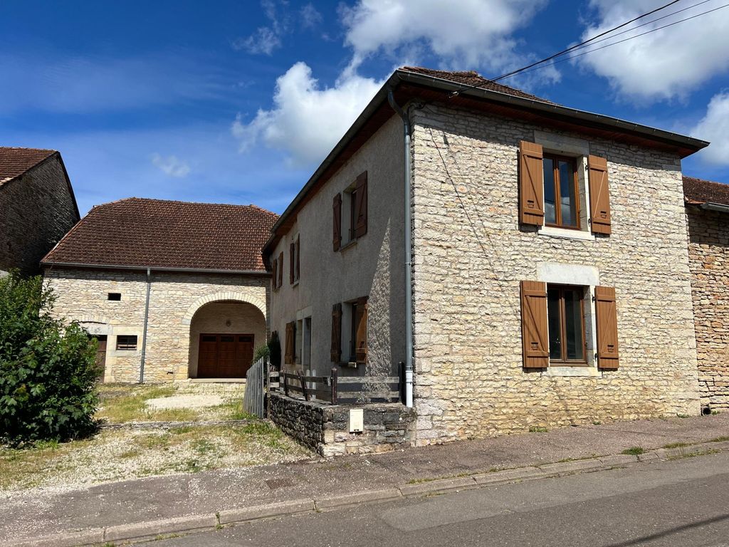 Achat maison à vendre 2 chambres 138 m² - Rioz