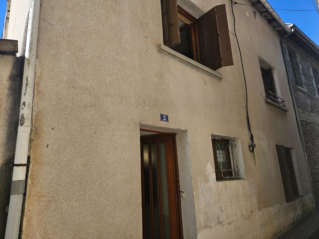 Achat maison à vendre 3 chambres 108 m² - Maurs