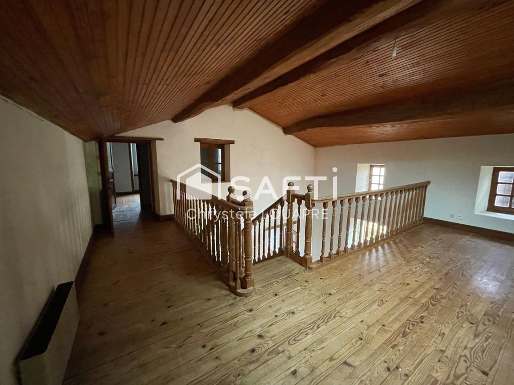 Achat maison à vendre 2 chambres 106 m² - Saint-Savinien