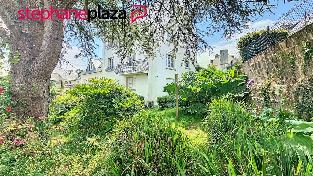 Achat maison à vendre 4 chambres 180 m² - Douarnenez