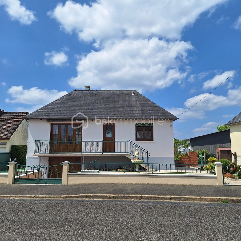 Achat maison à vendre 2 chambres 75 m² - Mayenne